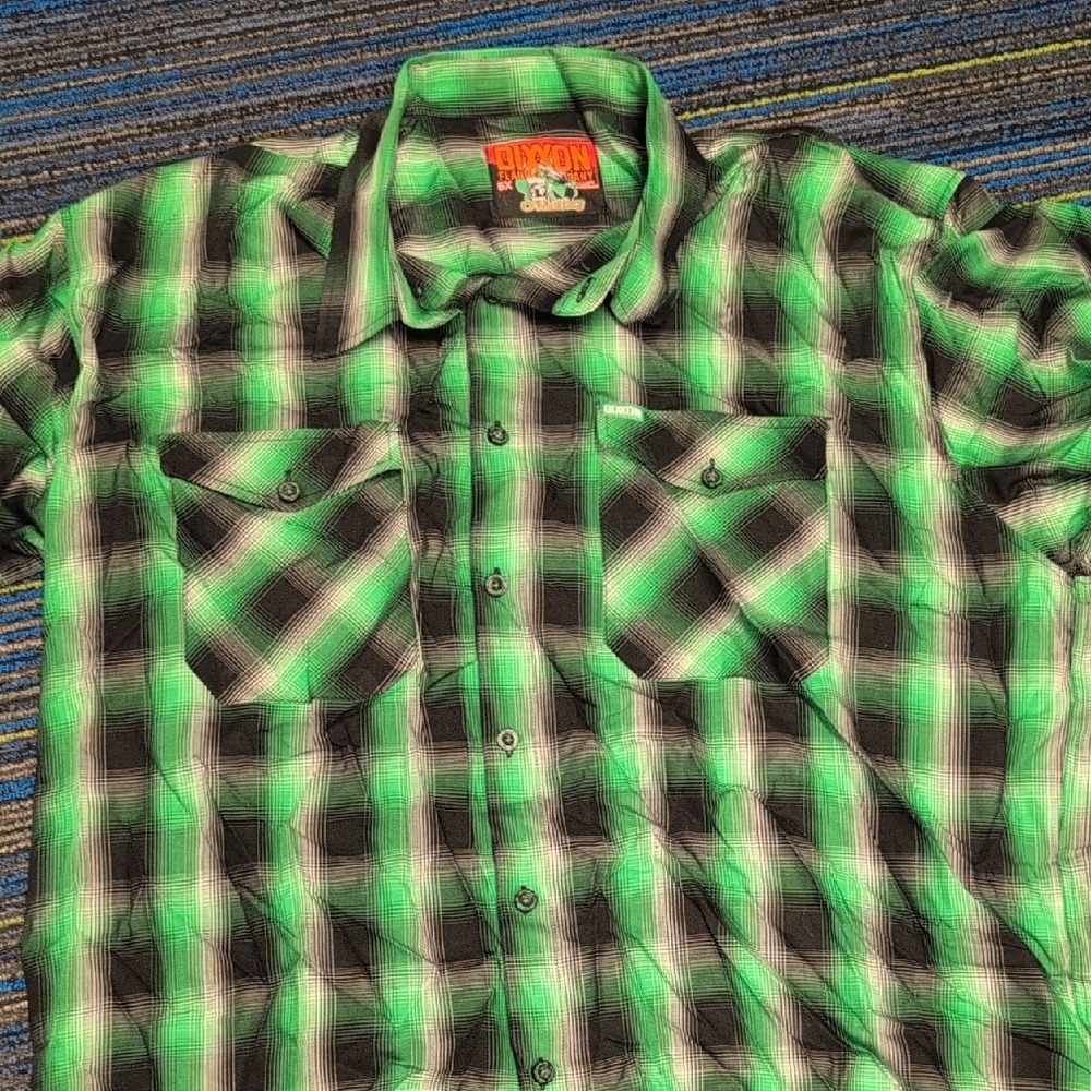 DIXXON Short Sleeve Green and Black Plaid Button-Down Shirt
